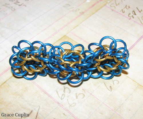 Three Quarters Persian Base 8 Flower rope chain